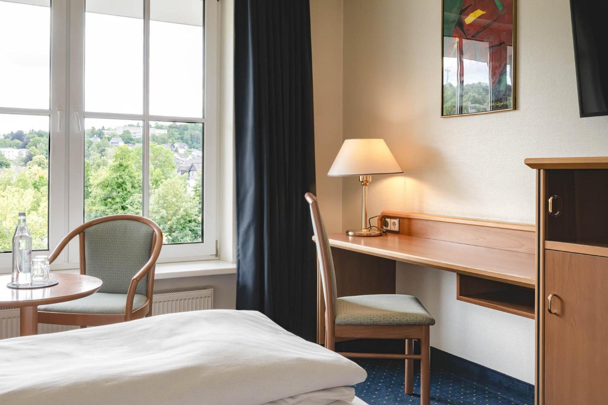 Sunderland Hotel Sundern Bagian luar foto