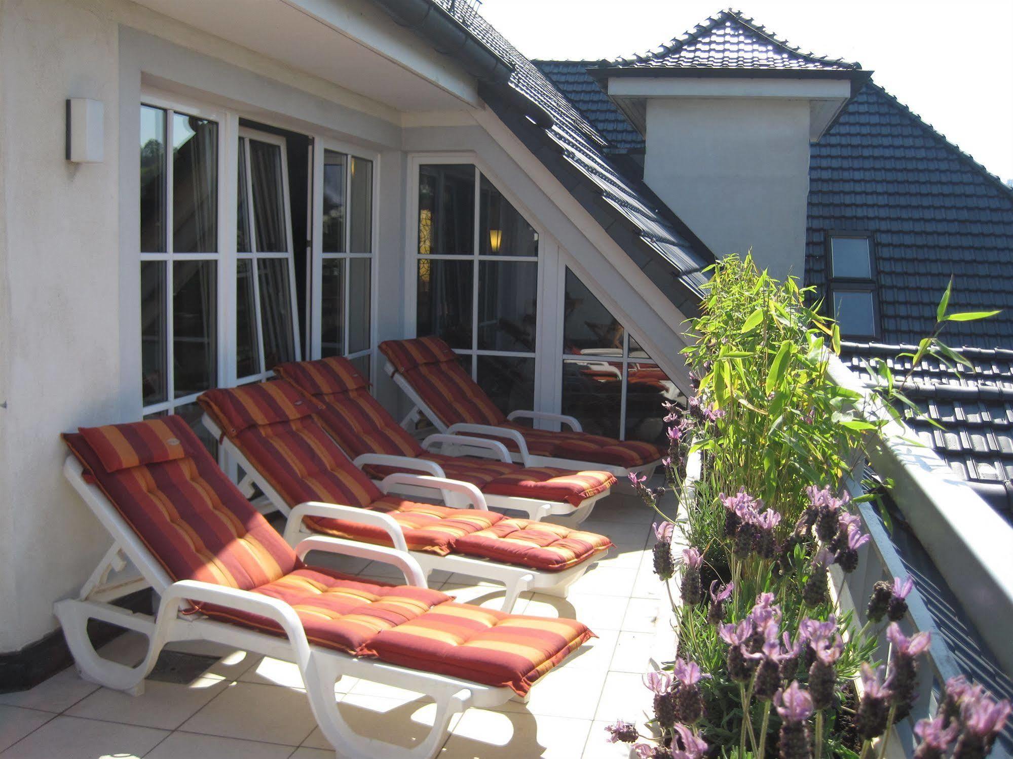 Sunderland Hotel Sundern Bagian luar foto