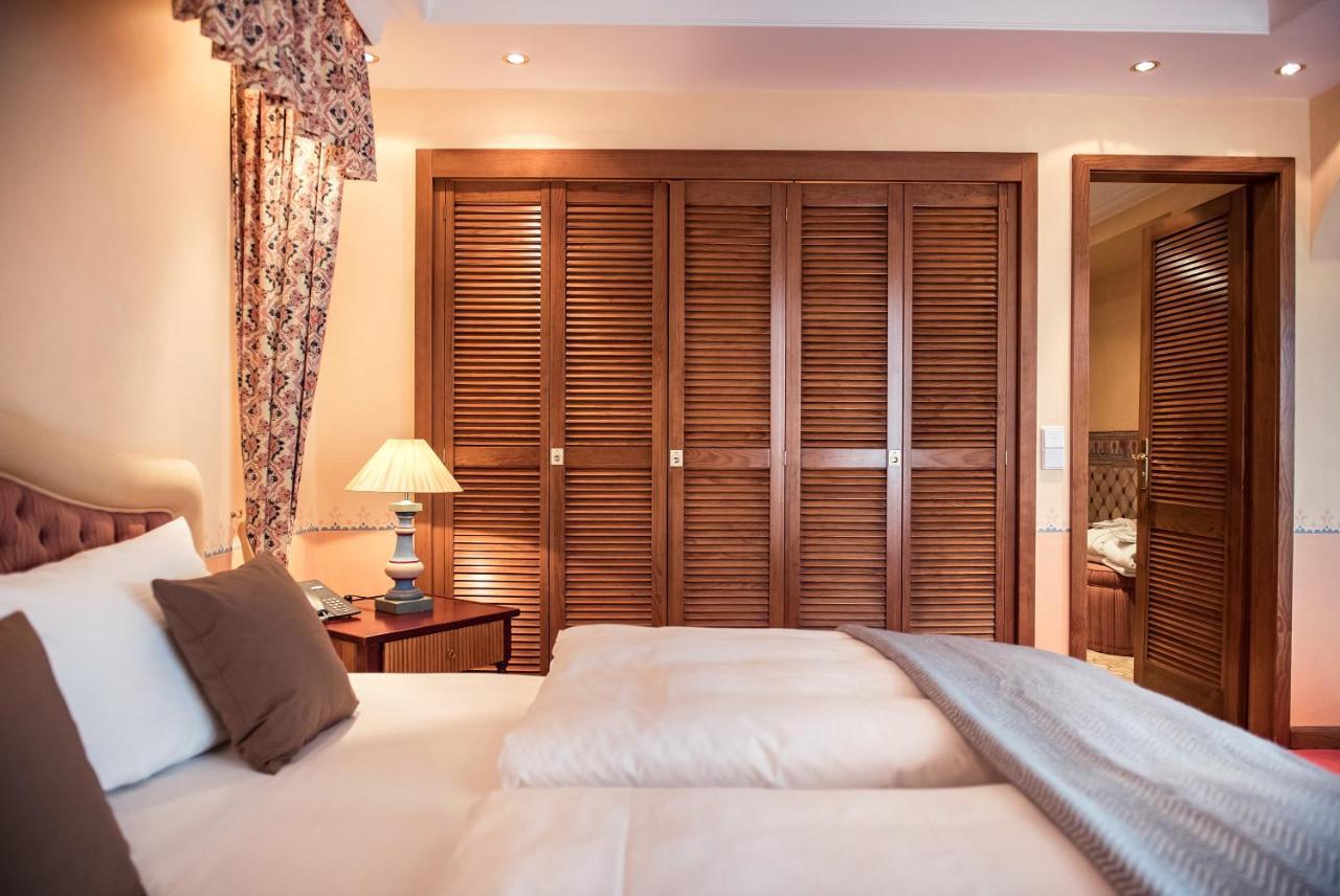 Sunderland Hotel Sundern Bagian luar foto